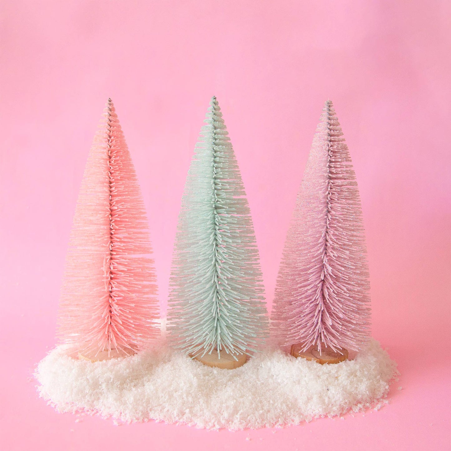 Bottle Brush Tree - Cool Pink (Sparkle Christmas Tree): 9 inch