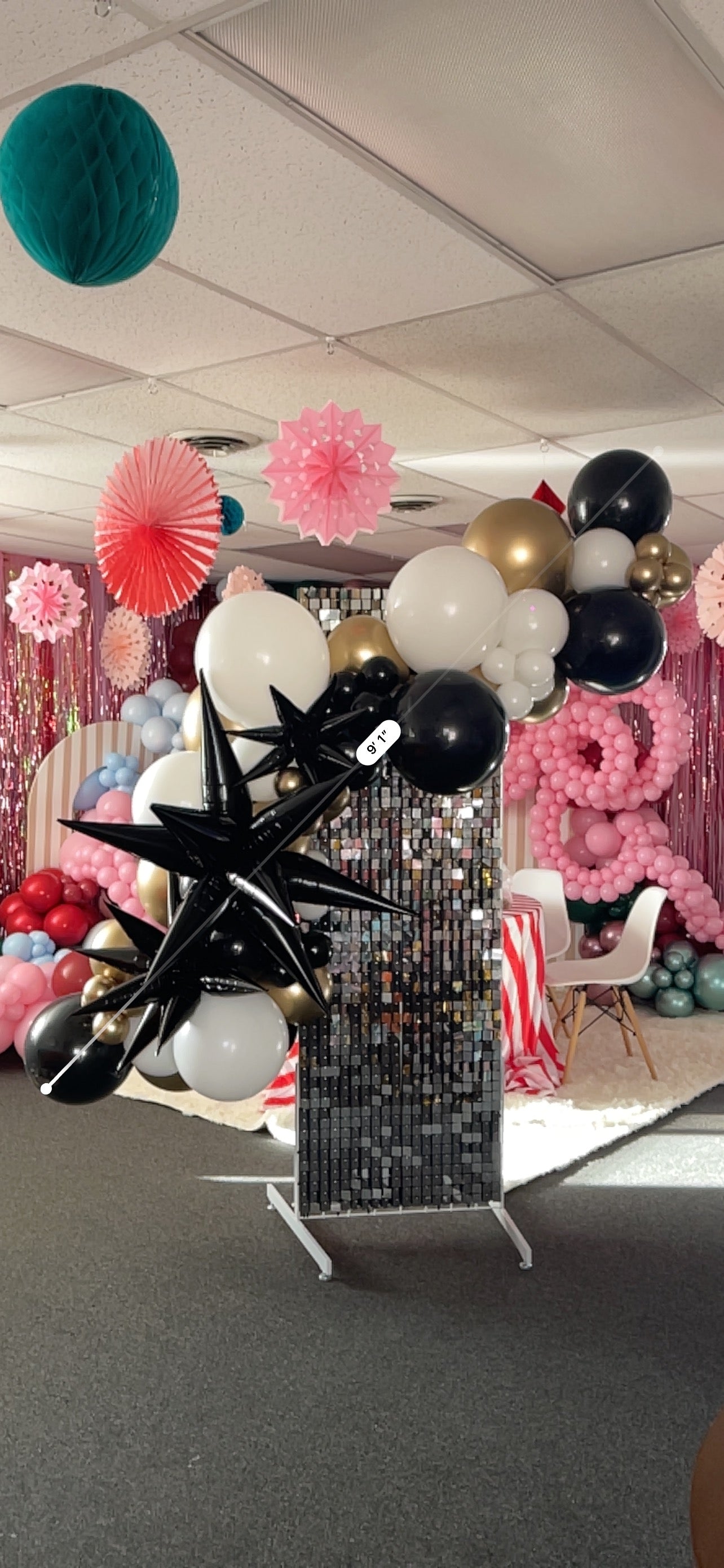 NYE Balloon Garland