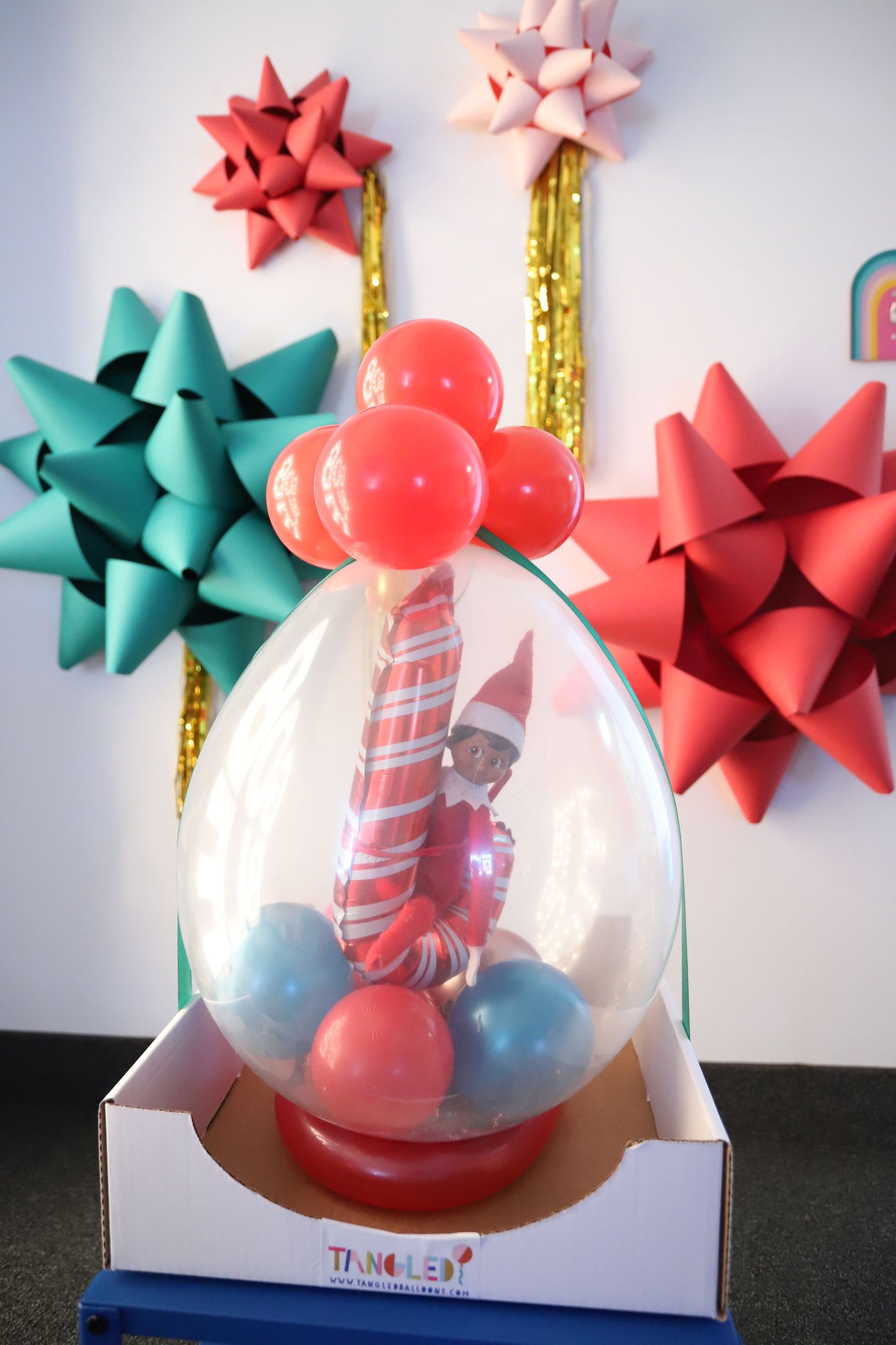 Elf Return Stuffed Balloon