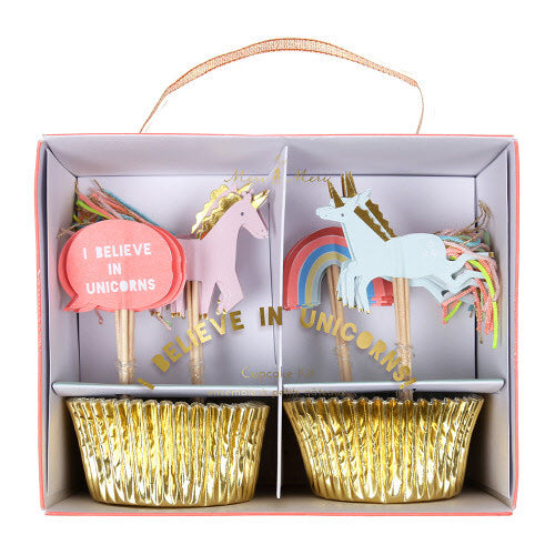 I Believe In Unicorns Cupcake Kit