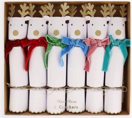 Reindeer With Velvet Bows Crackers